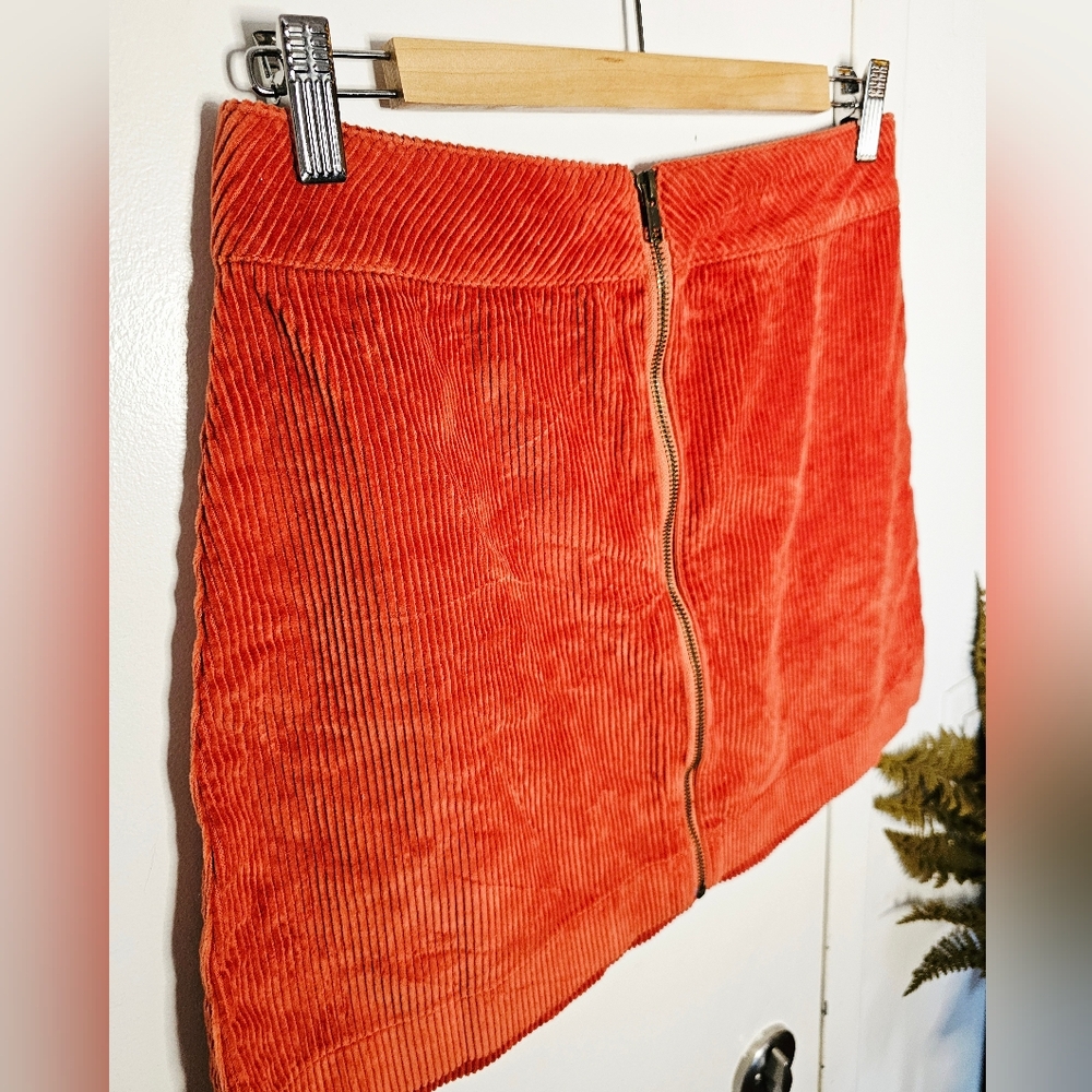American Apparel Orange Corduroy Front Zip High Waist Mini Skirt - Picture 4 of 15